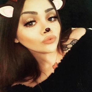 Meet your Posher, Lovelycee